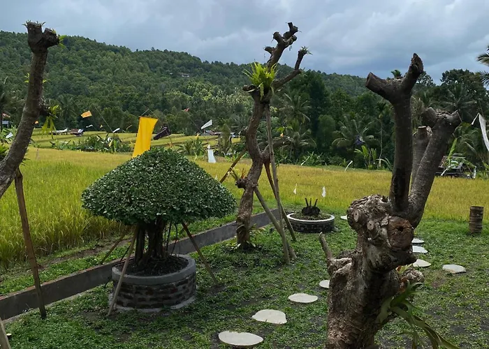 Uma Ayu Bali *